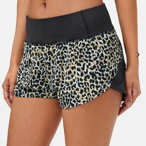 NWT Outdoor voices Hudson 2.5 in short